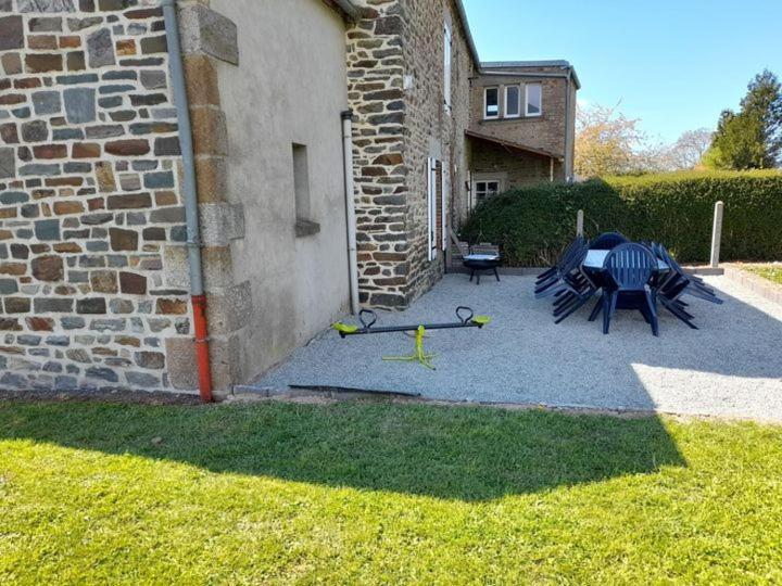 Le Bien Etre Aux Forges Villa Céaux Buitenkant foto